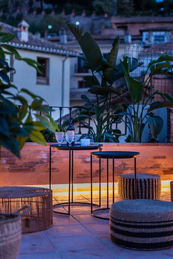 Suites Jardines De La Alhambra Гранада Экстерьер фото